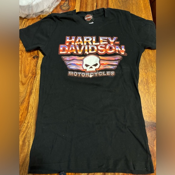 New Harley Davidson T-shirt / chandail Harley Davidson NEUF - Picture 1 of 2